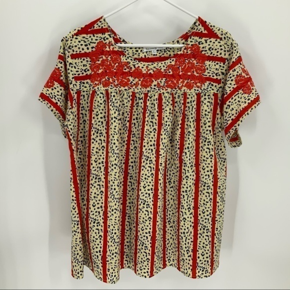 See and be seen embroider floral leopard print top